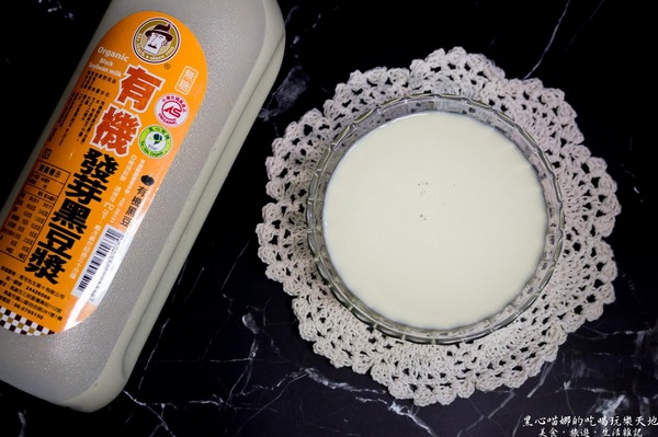 馬可先生：馬可先生2018春季浪漫新品︱玫瑰天使燕麥豆漿蛋糕捲　春日慵懶氣息，讓芬芳玫瑰香氣在舌尖縈繞！母親節蛋糕或彌月蛋糕都很推薦喲❤Mr. Mark