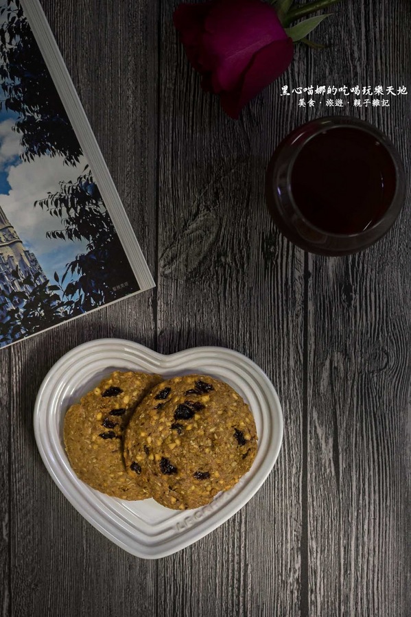 馬可先生：2018農曆春節伴手禮盒推薦︱馬可先生春節禮盒　大人小孩都愛的鳳梨酥、燕麥餅乾、黑麥雜糧捲Mr.Mark Bakery