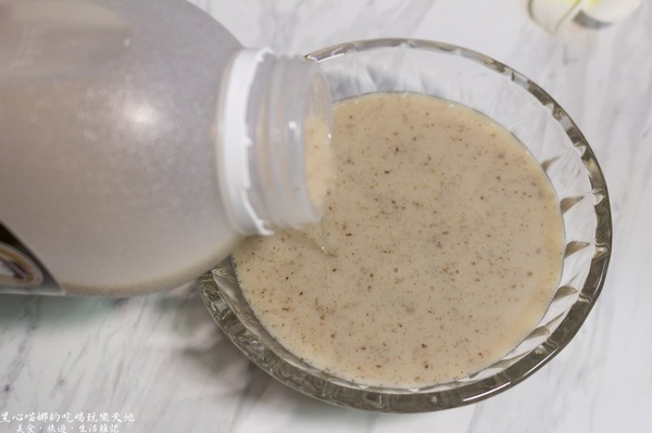 馬可先生：馬可先生2018春季浪漫新品︱玫瑰天使燕麥豆漿蛋糕捲　春日慵懶氣息，讓芬芳玫瑰香氣在舌尖縈繞！母親節蛋糕或彌月蛋糕都很推薦喲❤Mr. Mark