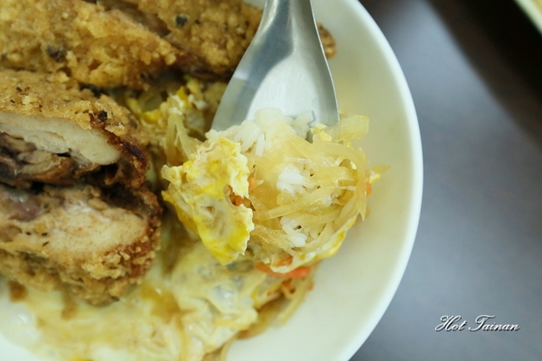 阿樂小館:【台南美食】成大學區內的平價小館,賣著日式丼飯、焗烤義大利麵:阿樂小館