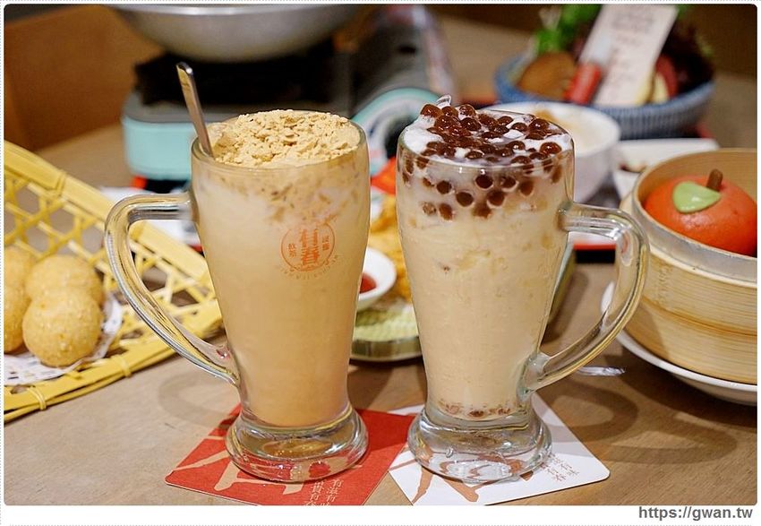 有春茶館平日不限時、不收服務費，用餐時段生意超好，復古菜餚彷彿走進阿嬤的老廚房!