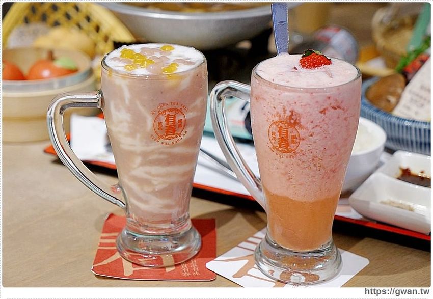 有春茶館平日不限時、不收服務費，用餐時段生意超好，復古菜餚彷彿走進阿嬤的老廚房!