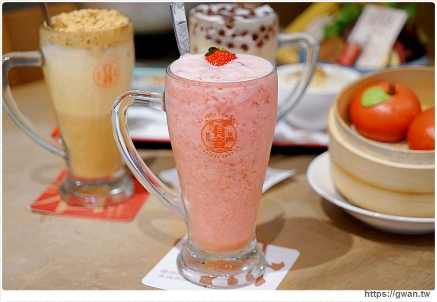 有春茶館平日不限時、不收服務費，用餐時段生意超好，復古菜餚彷彿走進阿嬤的老廚房!