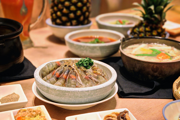 有春茶館:台中 | 有春茶館 · 新穎又傳統,在地傳統美味料理新吃法 有春茶館:台中 | 有春茶館 · 新穎又傳統,在地傳統美味料理新吃法