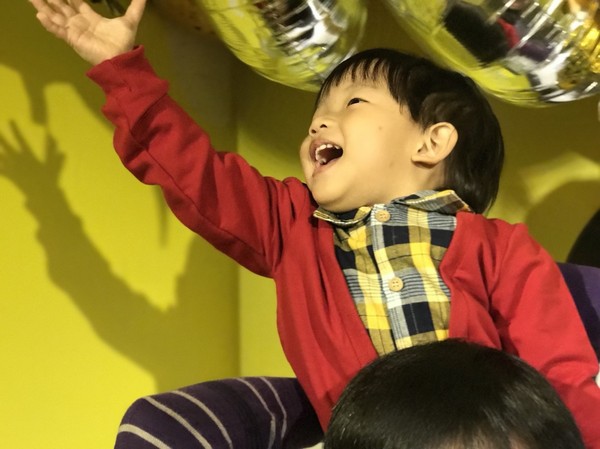 爽啾貘的黑白想特展(高雄夢時代)：高雄夢時代~爽啾貘的黑白想特展~可愛場景萌翻天~好拍到嫑嫑~超適合親子同遊~