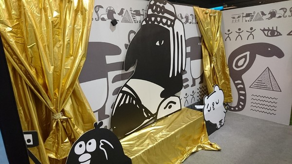 爽啾貘的黑白想特展(高雄夢時代)：高雄夢時代~爽啾貘的黑白想特展~可愛場景萌翻天~好拍到嫑嫑~超適合親子同遊~