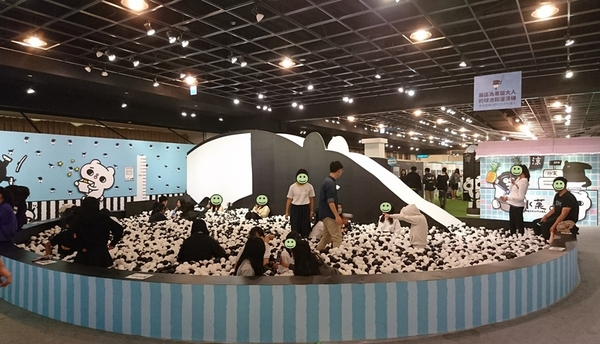 爽啾貘的黑白想特展(高雄夢時代)：高雄夢時代~爽啾貘的黑白想特展~可愛場景萌翻天~好拍到嫑嫑~超適合親子同遊~