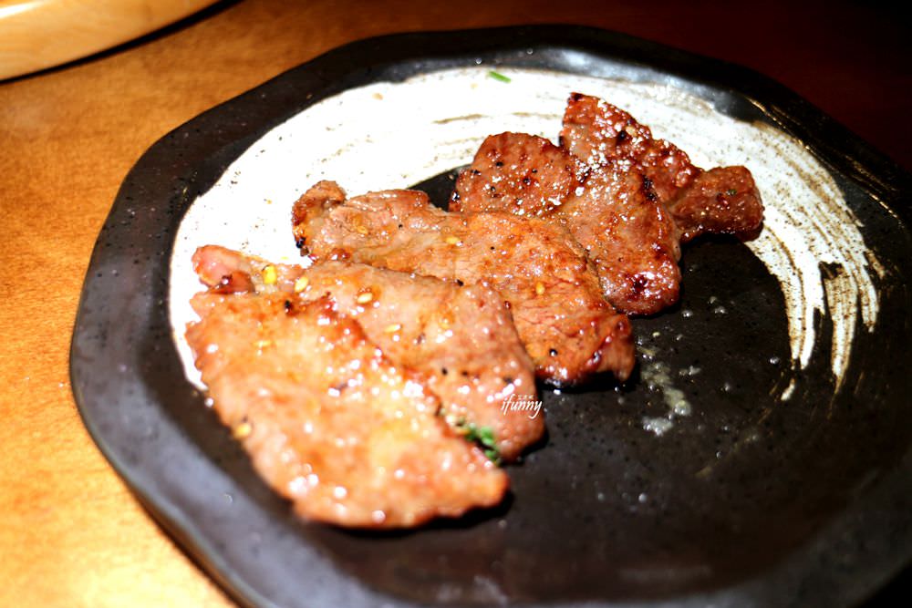 [忠孝敦化站]まるみち丸道燒肉台北店~超威的次世代橫隔膜 - ifunny 艾方妮的遊樂場