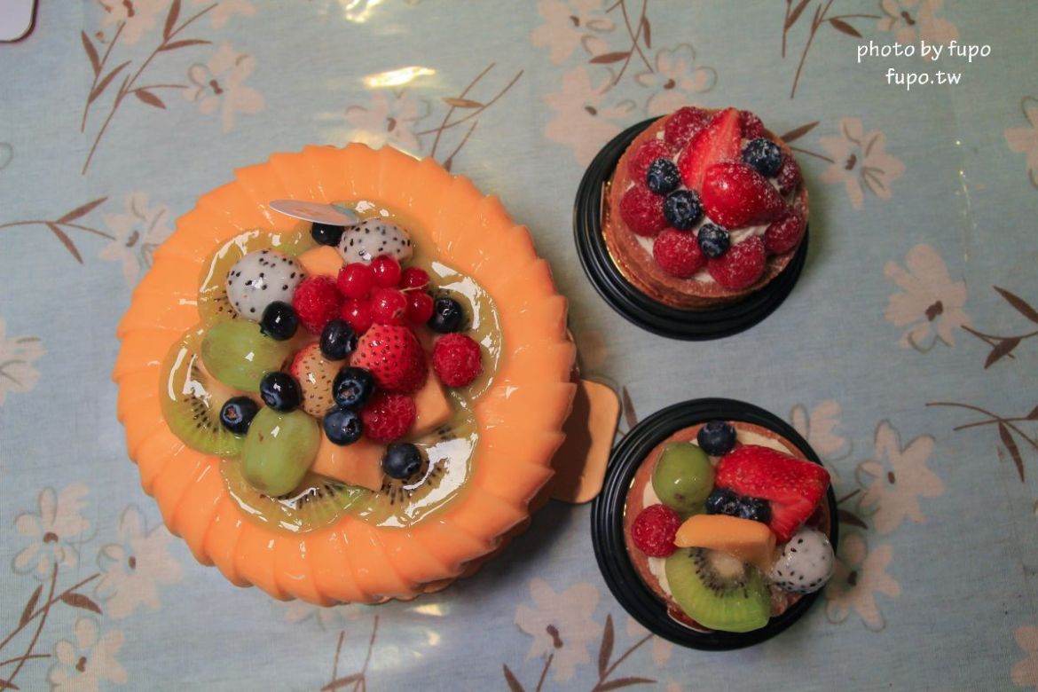 極機密甜點(沒有招牌沒有目錄),隱藏在花店裡的美好滋味~在充滿花香的地方享用甜點,拍照也超級美的阿(IG客必訪)-嘉義康樂街綠鄉花藝烘焙手工製作