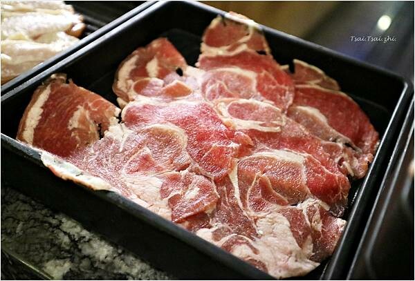 [新北板橋]巢鍋 shabu|捷運板橋站附近之個人鍋之壽喜燒