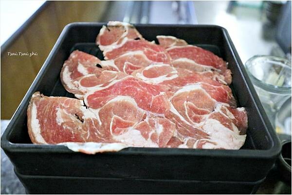 [新北板橋]巢鍋 shabu|捷運板橋站附近之個人鍋之壽喜燒