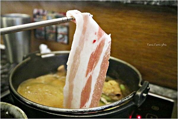 [新北板橋]巢鍋 shabu|捷運板橋站附近之個人鍋之壽喜燒