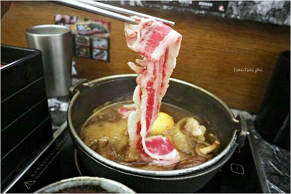 [新北板橋]巢鍋 shabu|捷運板橋站附近之個人鍋之壽喜燒