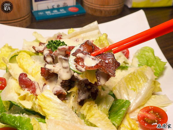 西原家備長炭串料理: 西原家備長炭串料理,備長炭高溫鎖住食材肉汁,獨特醬汁讓串燒更出色~