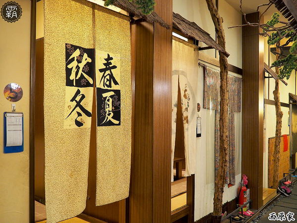 西原家備長炭串料理: 西原家備長炭串料理,備長炭高溫鎖住食材肉汁,獨特醬汁讓串燒更出色~