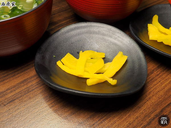 西原家備長炭串料理: 西原家備長炭串料理,備長炭高溫鎖住食材肉汁,獨特醬汁讓串燒更出色~