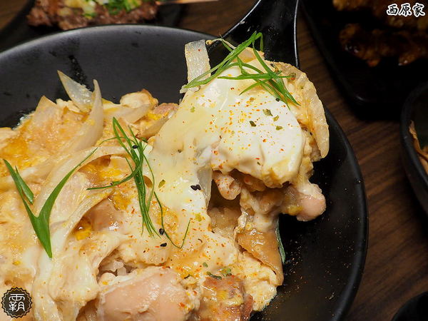 西原家備長炭串料理: 西原家備長炭串料理,備長炭高溫鎖住食材肉汁,獨特醬汁讓串燒更出色~