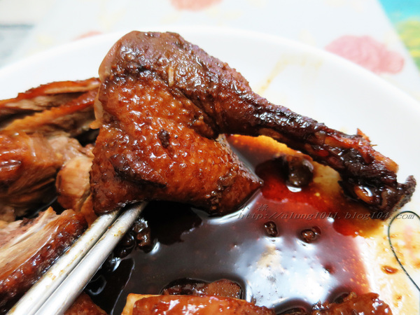 黎記冰糖醬鴨(屏東店)：眷村媽媽的好滋味        ..黎記冰糖醬鴨