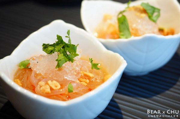 肉多多麻辣火鍋專賣店(松山南京店)：【台北火鍋推薦】肉多多麻辣火鍋專賣・彩椒御膳湯底令人難忘｜火鍋第一品牌