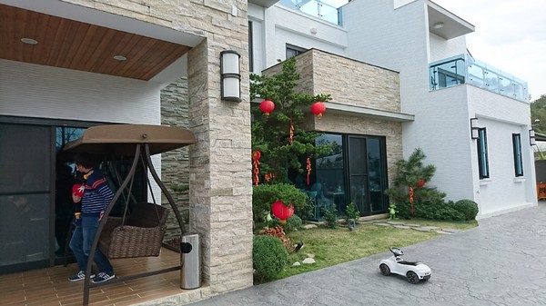 58咖啡行館：苗栗~58咖啡行館~溫馨舒適用餐環境~是朋友.情侶.家庭.親子聚會的不錯選擇~