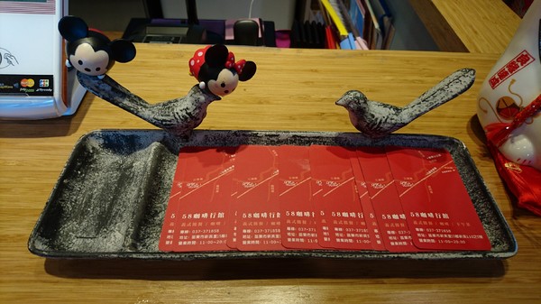 58咖啡行館：苗栗~58咖啡行館~溫馨舒適用餐環境~是朋友.情侶.家庭.親子聚會的不錯選擇~