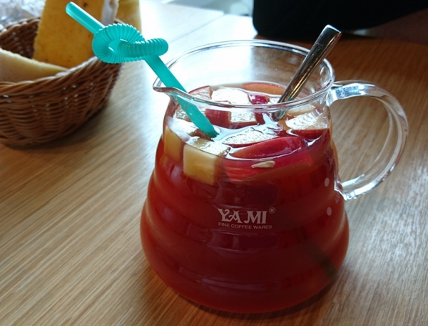 58咖啡行館：苗栗~58咖啡行館~溫馨舒適用餐環境~是朋友.情侶.家庭.親子聚會的不錯選擇~