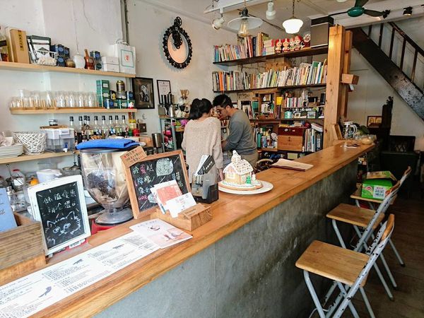 25498345_1723373704360978_1265902118821504845_n