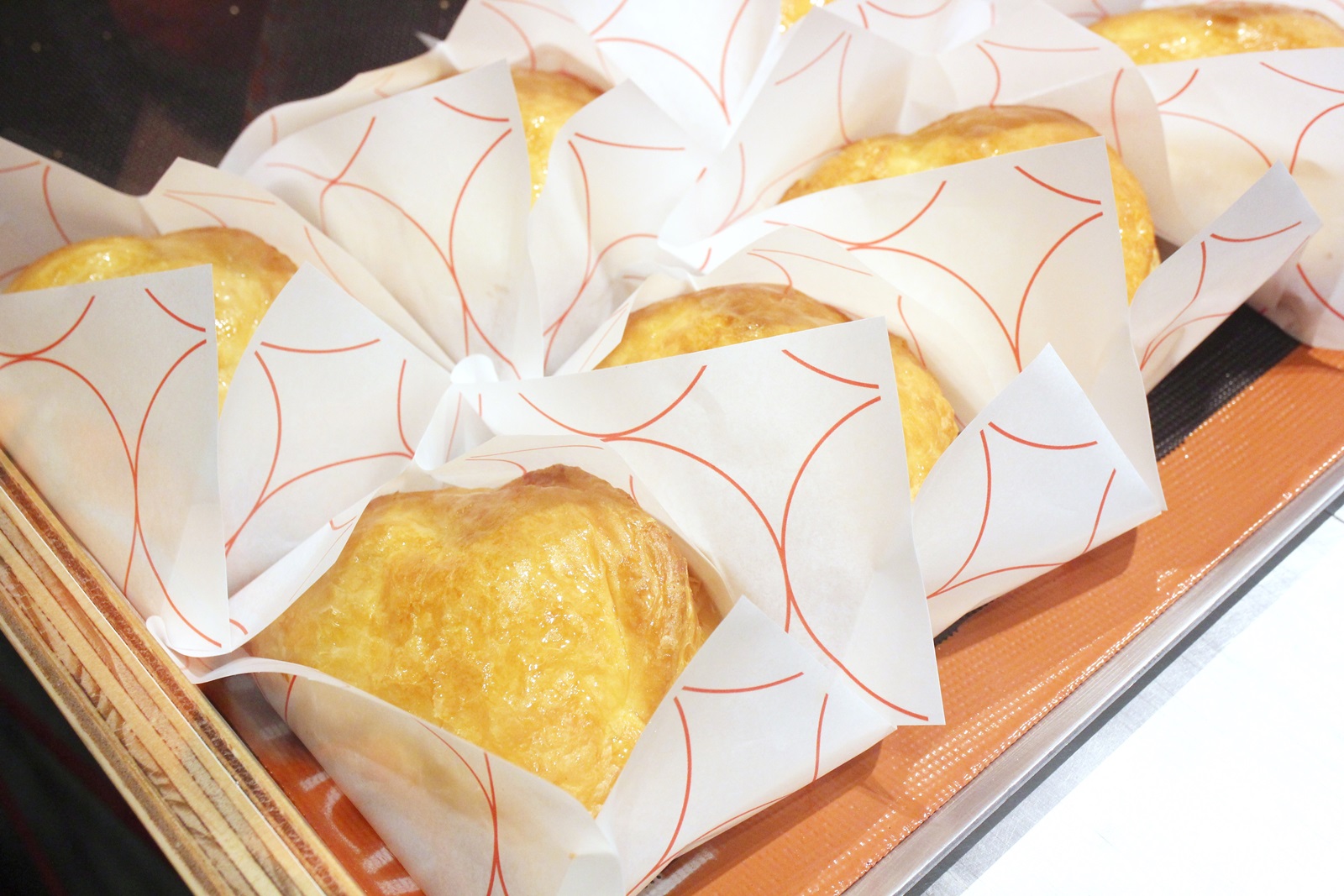 [ 市府站新光三越A8美食 ] 淺藍 × RAPL澎派令果～台灣限定蘋果派霜淇淋，快閃限時限量只賣到3/31