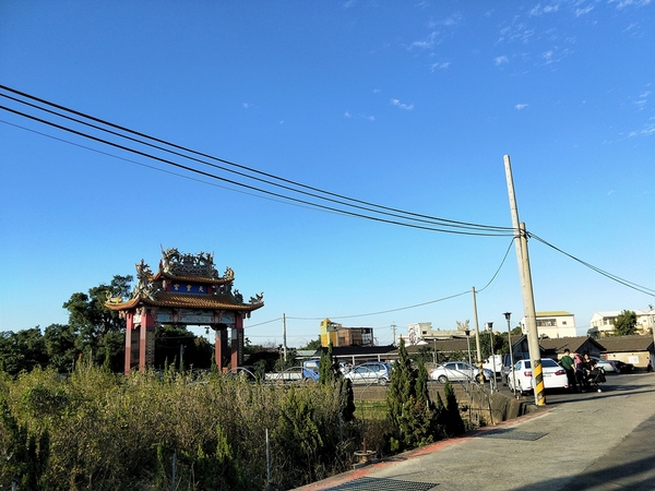 后里舊社天靈宮:【台中后里景點】舊社天靈宮~生動活潑五彩繽紛3D彩繪村,花卉博覽會的主題花現幸福互相呼應