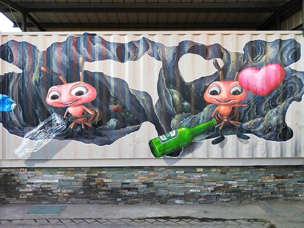 后里舊社天靈宮:【台中后里景點】舊社天靈宮~生動活潑五彩繽紛3D彩繪村,花卉博覽會的主題花現幸福互相呼應