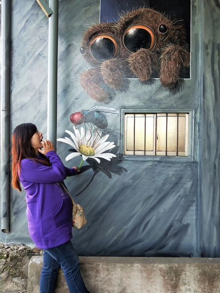 后里舊社天靈宮:【台中后里景點】舊社天靈宮~生動活潑五彩繽紛3D彩繪村,花卉博覽會的主題花現幸福互相呼應