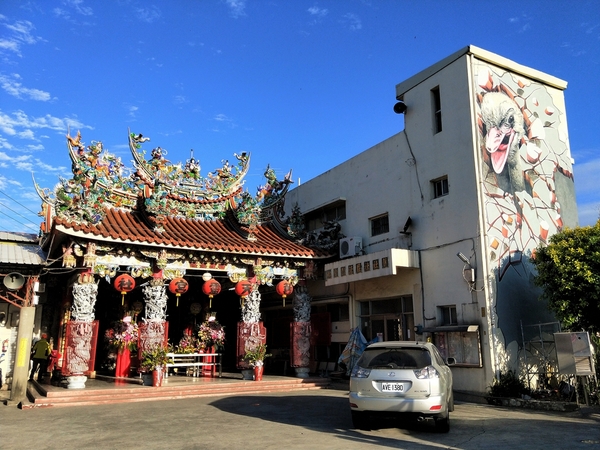 后里舊社天靈宮:【台中后里景點】舊社天靈宮~生動活潑五彩繽紛3D彩繪村,花卉博覽會的主題花現幸福互相呼應