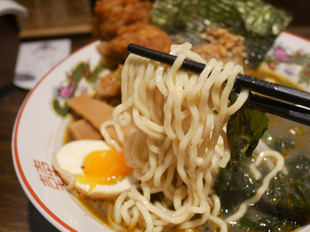 麵屋濃 林口長庚店  我好像來到日本了 推薦 雙倍蒜墨 拳骨起士叉燒