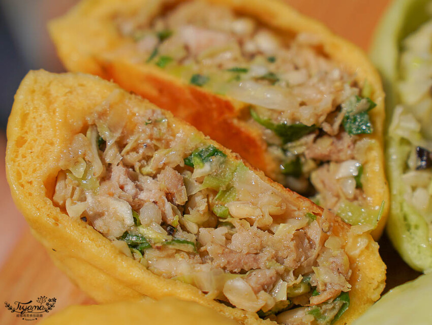 台南生煎包|草包生煎,天然黃配綠生煎包,現包現煎的好美味!!國華友愛新商圈美食 @緹雅瑪 美食旅遊趣