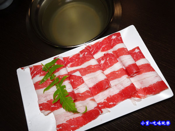 牛肉鍋-禾豐日式涮涮鍋 (1).jpg 牛肉鍋-禾豐日式涮涮鍋 (1).jpg