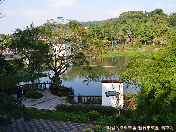 青草湖06-景觀台上景色-鳳凰橋方向