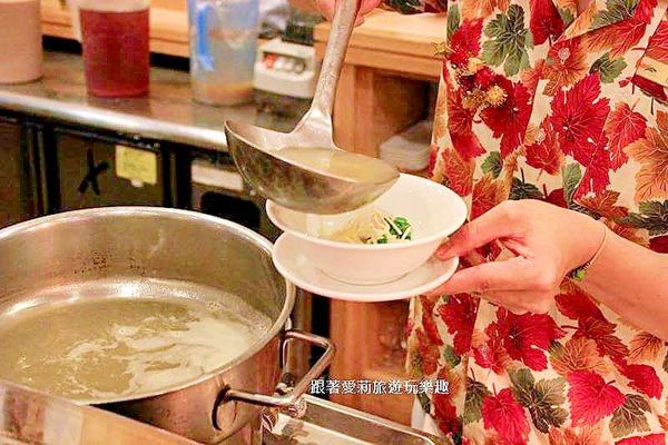 25463871_1637866446234569_1023263886_n