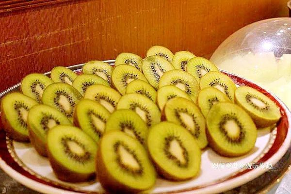 25463881_1637907219563825_1409830290_n