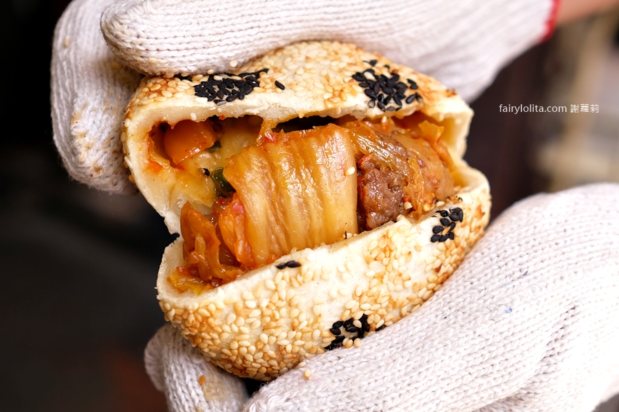 上過日本雜誌的爆汁胡椒餅！外國觀光客來台指名要吃！