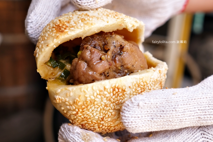 上過日本雜誌的爆汁胡椒餅！外國觀光客來台指名要吃！