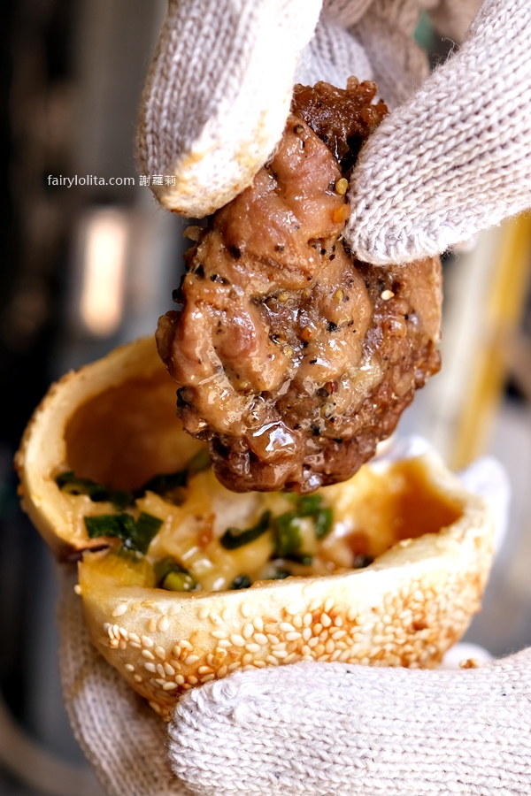 上過日本雜誌的爆汁胡椒餅！外國觀光客來台指名要吃！