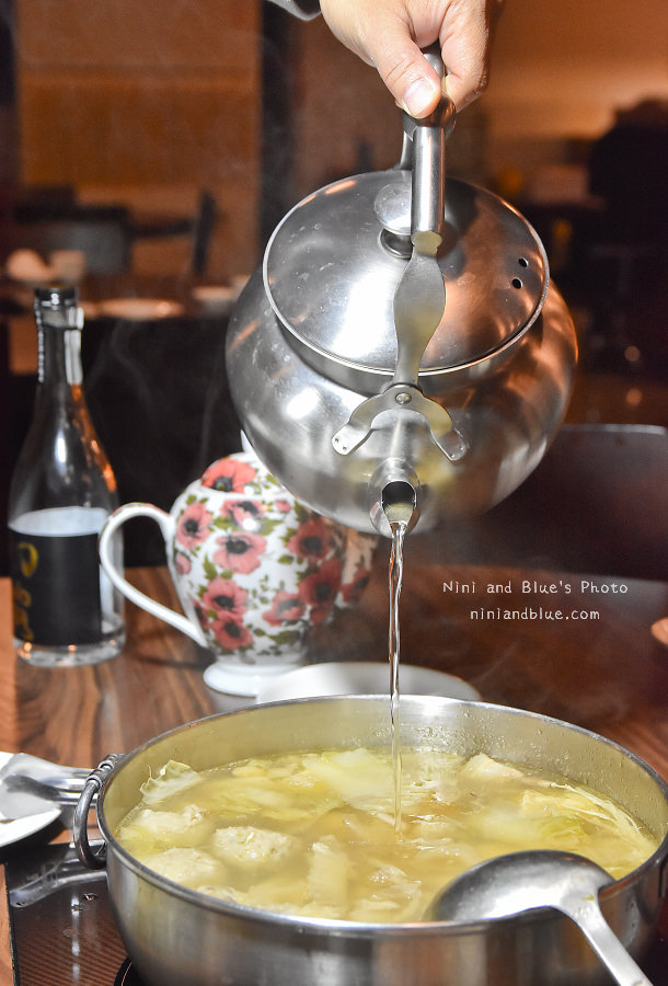 台中天津路張老甕酸菜白肉鍋30