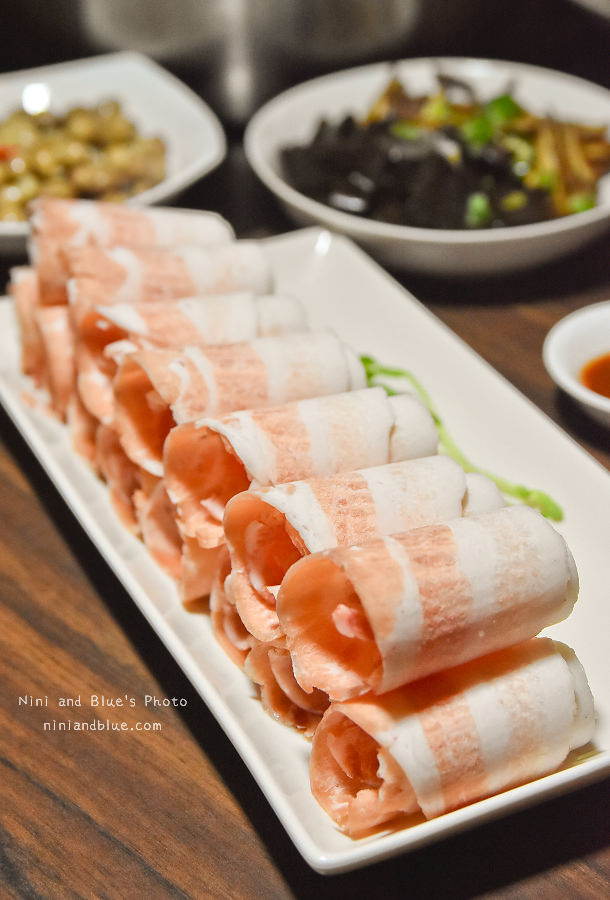 台中天津路張老甕酸菜白肉鍋25