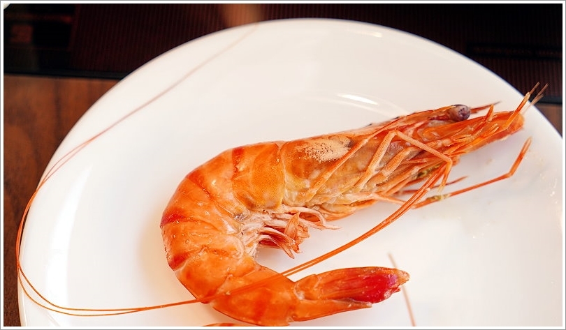 【台中火鍋】黃金張老甕東北酸菜白肉鍋.天然發酵的酸白菜鍋酸甜回甘,超人氣手工麵食點心也推薦!