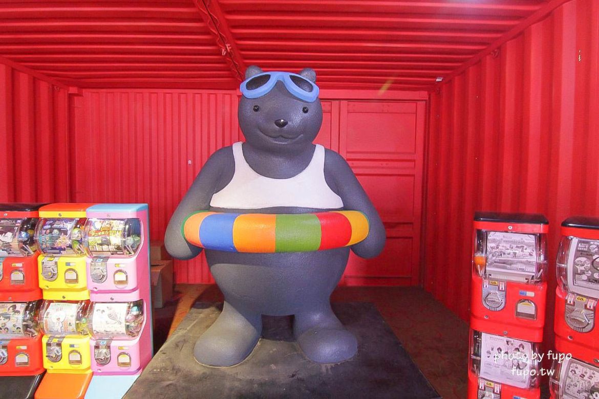 就是要玩！全台最高巨型扭蛋機~2018淡水蛋蛋嘉年華：多款彩色貨櫃進駐,可愛市集,沙堆.球池.扮家家酒組合.DIY,交通,票價,停車場,路線,一日遊