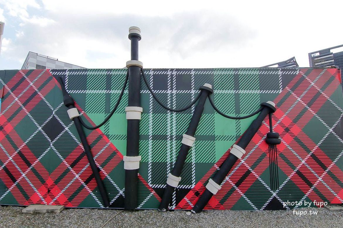 就是要玩！全台最高巨型扭蛋機~2018淡水蛋蛋嘉年華：多款彩色貨櫃進駐,可愛市集,沙堆.球池.扮家家酒組合.DIY,交通,票價,停車場,路線,一日遊