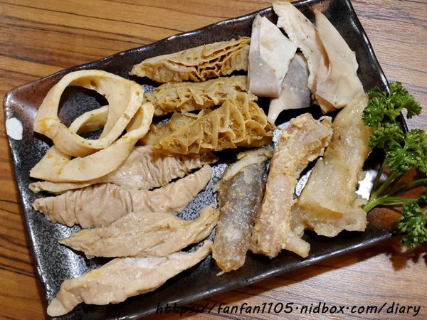 【東區麻辣鍋】老鼎旺川味鍋物-仁愛總店 #老鼎旺 #老鼎旺麻辣鍋 #大安區老鼎旺 #大安區鍋物 #大安區麻辣鍋 #東區麻辣鍋 #北市麻辣鍋 #功夫銷魂麵 #銷魂麵 #天下第一爪 #老鼎旺鳳爪 #化骨綿爪 (10).JPG