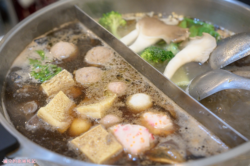 新竹竹北火鍋》山林薑母鴨(竹北店) 薑母雞/烏蔘雞/蒜頭雞 鴛鴦組合澎湃上桌 讓你溫暖整個冬季 - 滿分的旅遊札記