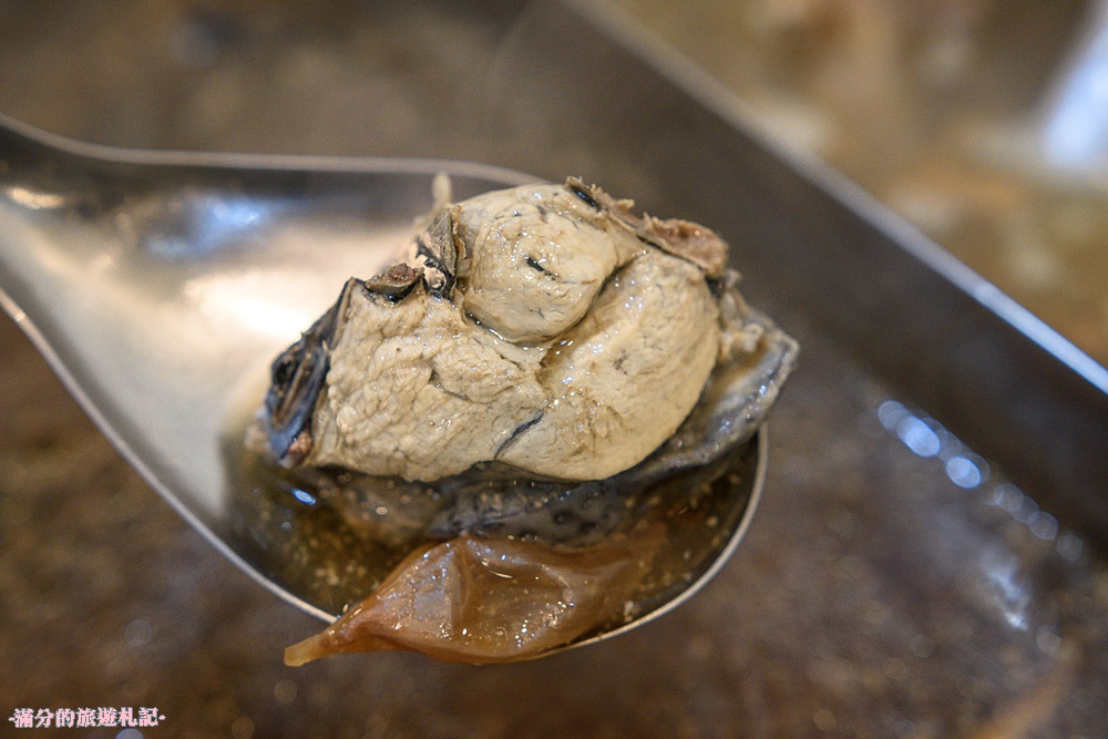 新竹竹北火鍋》山林薑母鴨(竹北店) 薑母雞/烏蔘雞/蒜頭雞 鴛鴦組合澎湃上桌 讓你溫暖整個冬季 - 滿分的旅遊札記