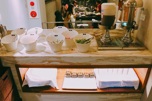 ACA333F9-CD92-4857-9536-15EB9E1EC492